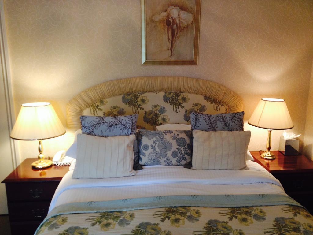Overton Grange Country Hotel Лъдлоу Стая снимка
