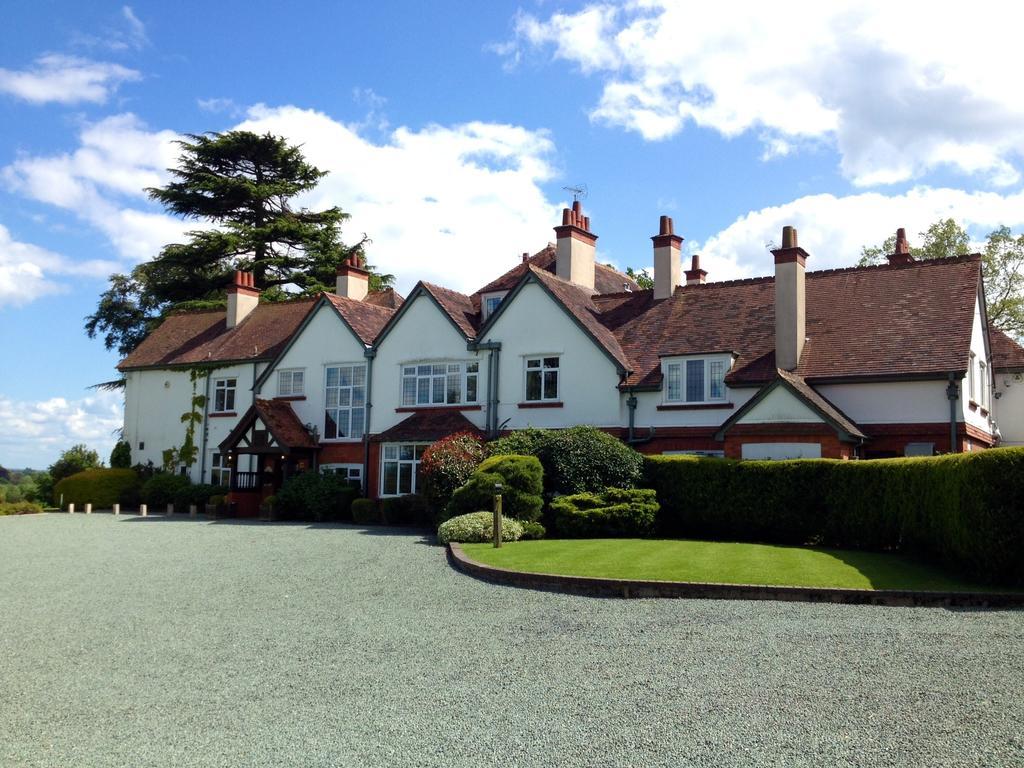 Overton Grange Country Hotel Лъдлоу Екстериор снимка